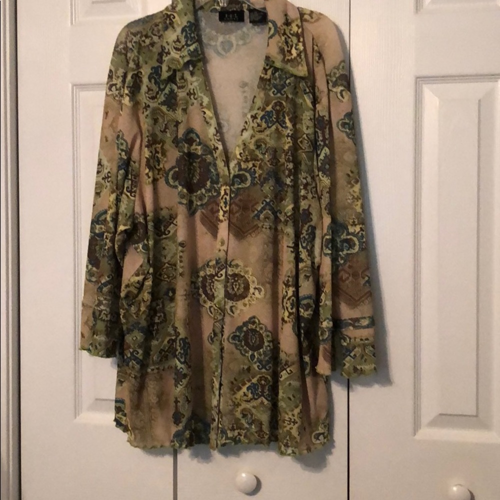Size 3x. Green blouse with tank